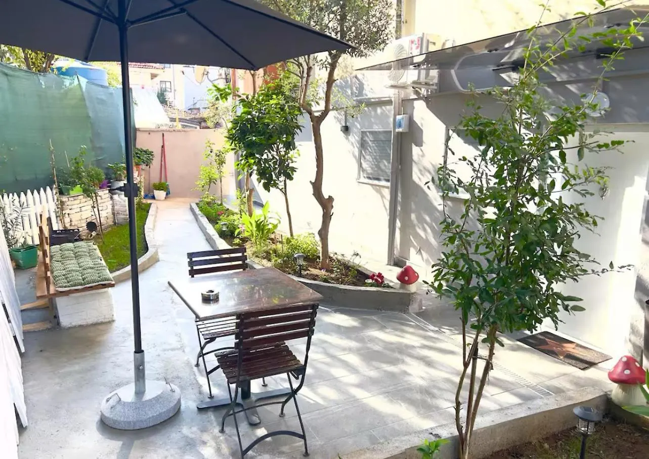 Daire Cozy Home In City Center Tiran
