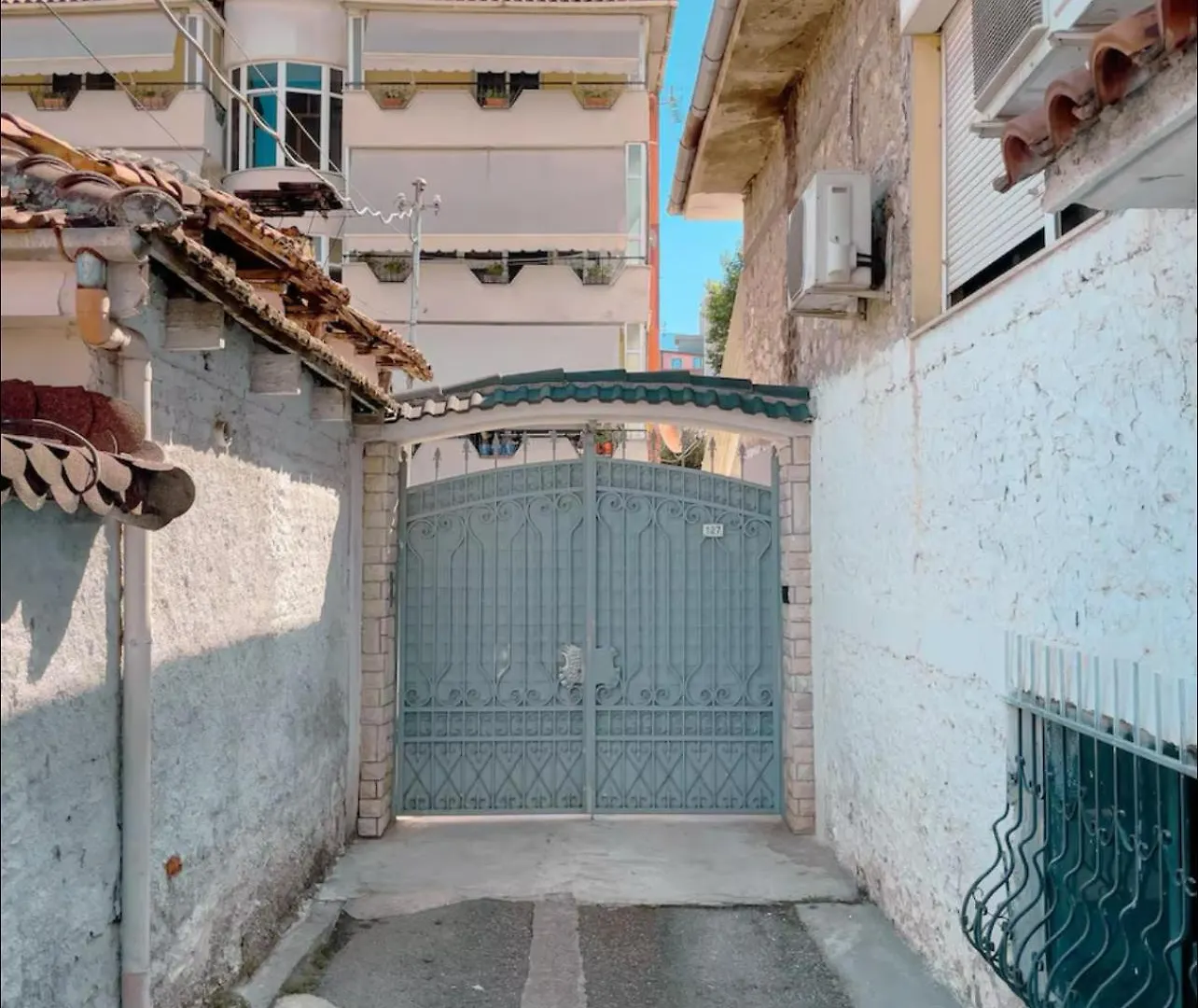 Daire Cozy Home In City Center Tiran